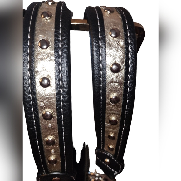 💖💖 BHW Ostrich embedded metallic shoulder bag - Picture 8 of 17